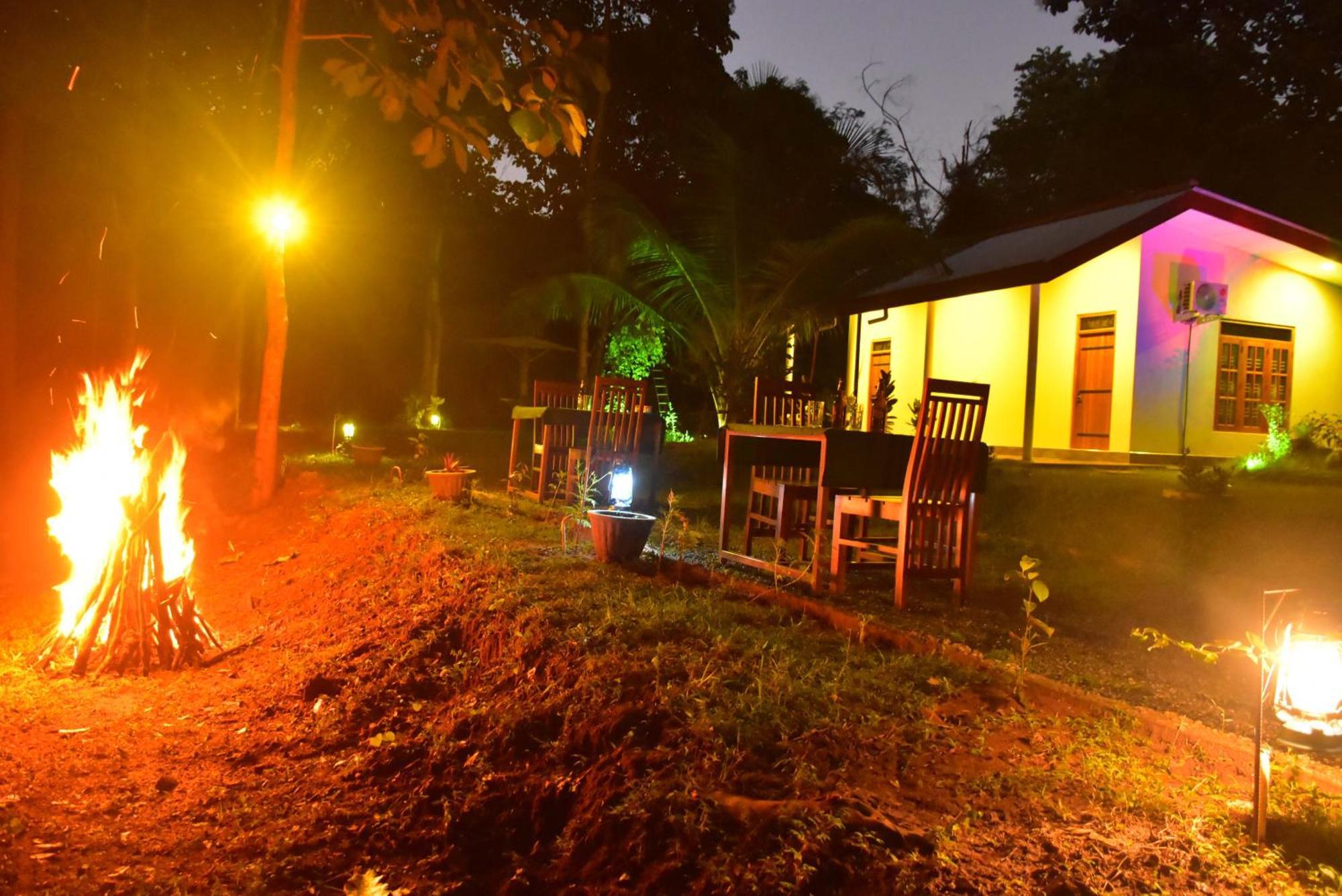 Lake Forest Lodge Удавалаве Экстерьер фото